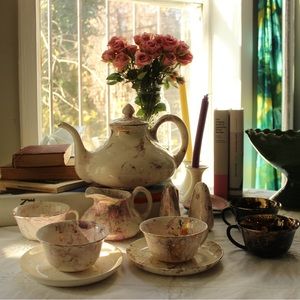 Sascha Brastoff surf ballet pink and gold teapot set. MCM.